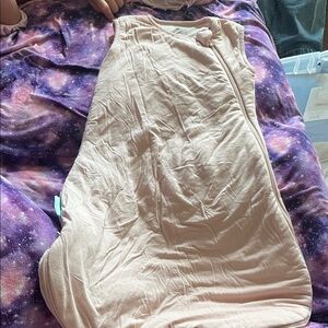 B48 Lt Pink PurComfy Bamboo Sleepsack— 0-3 months, 1.0 TOG